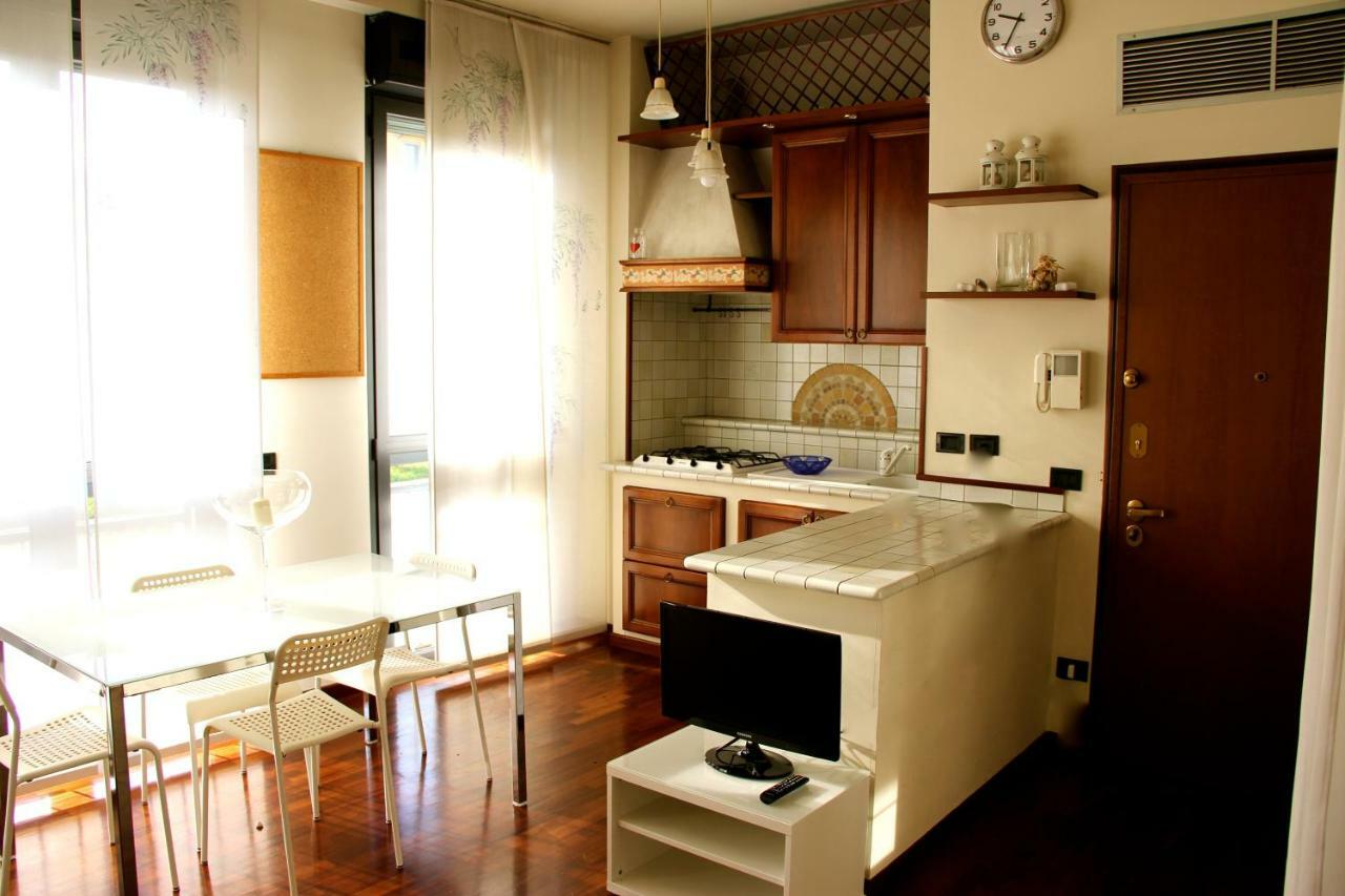 Апартаменты Studio Downtown Fantastic Area Милан Экстерьер фото